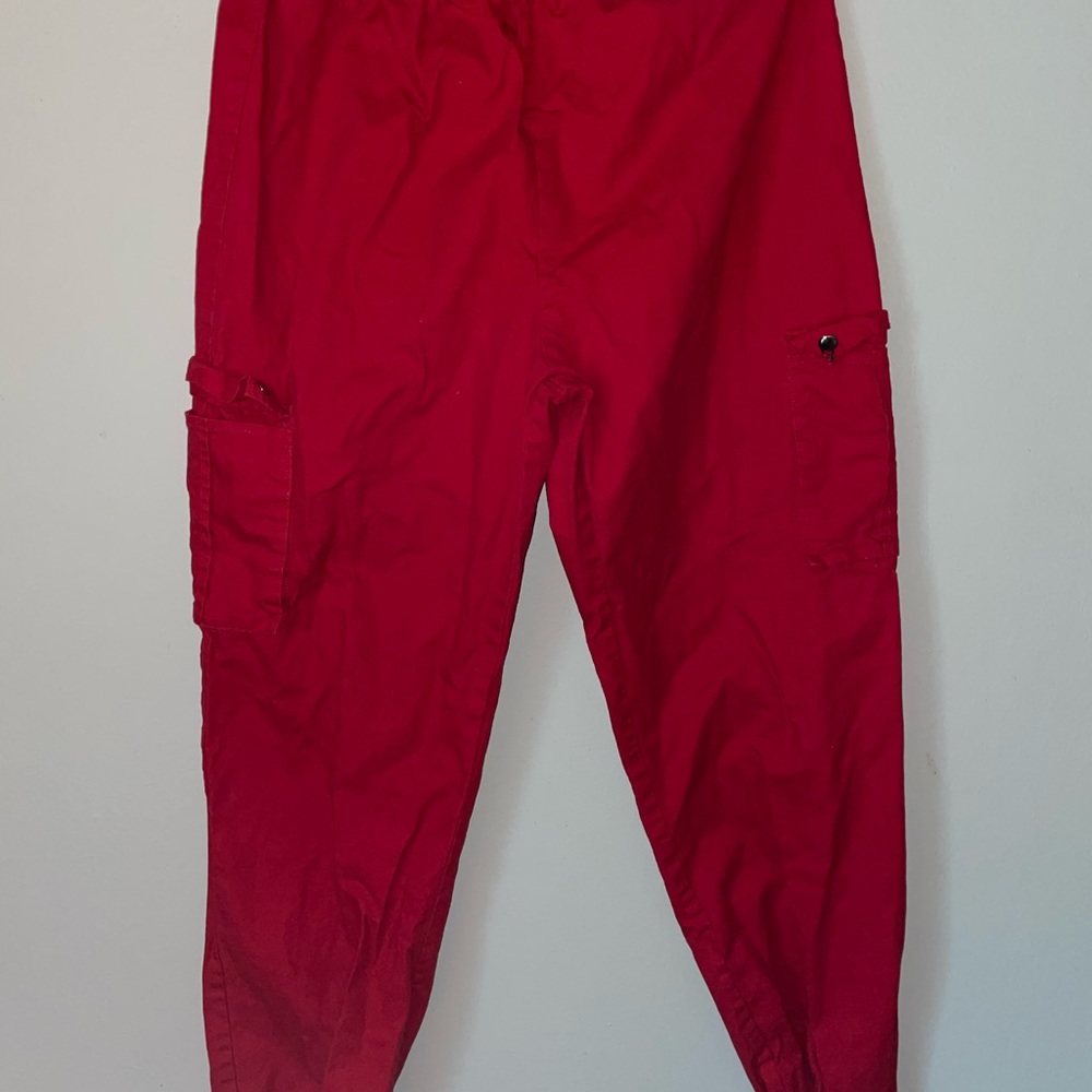 Super cute pants from pretty little things